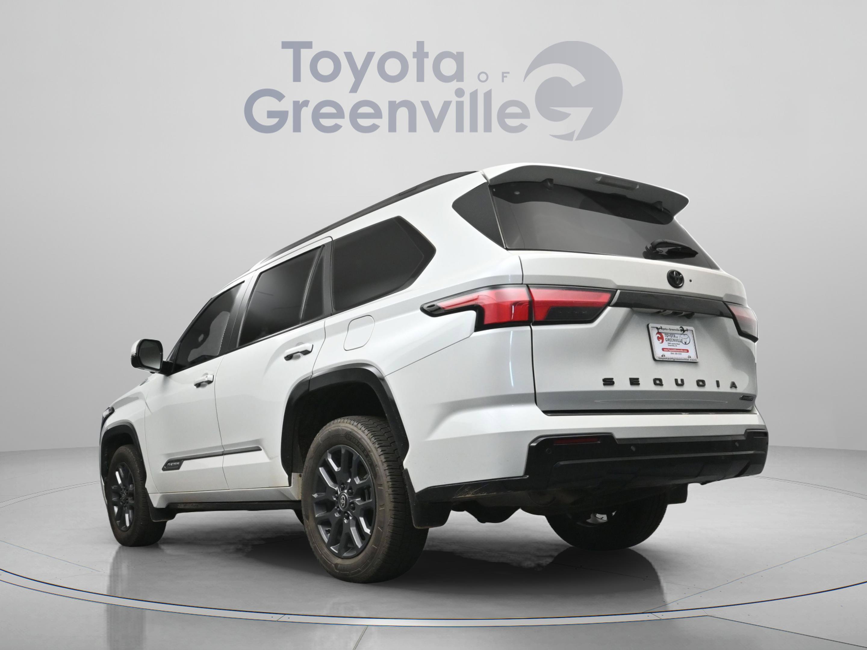 Certified 2025 Toyota Sequoia Platinum AWD/4WD image 7