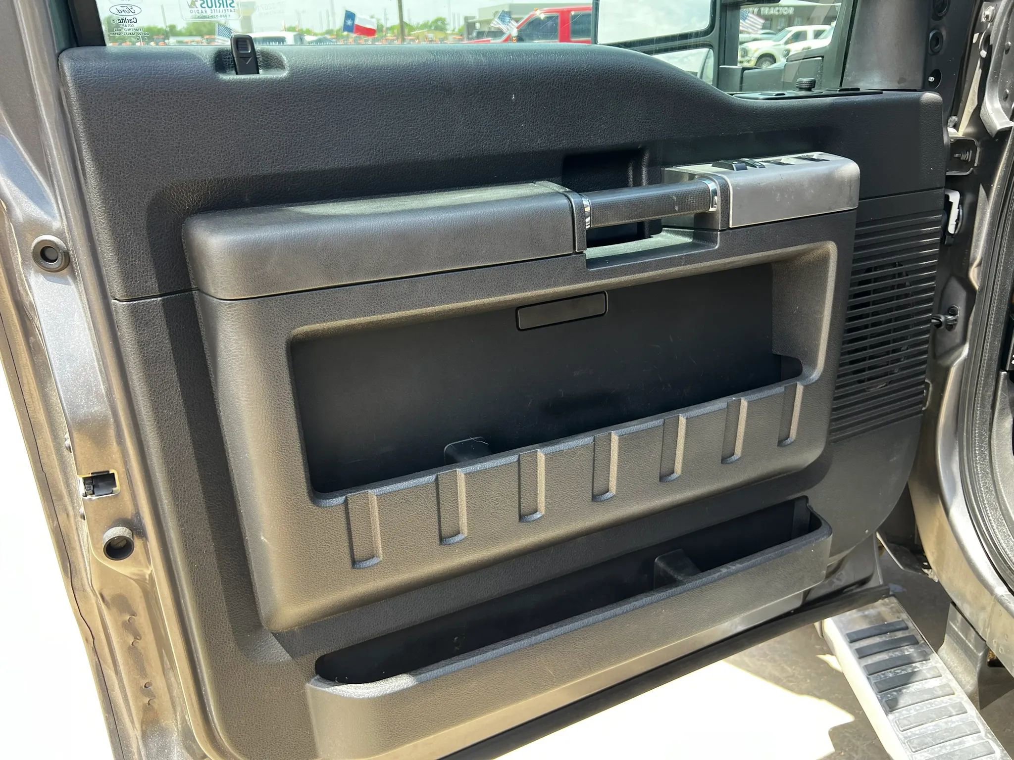 Used 2013 Ford F250 Lariat w/ Lariat Ultimate Pkg AWD/4WD image 25
