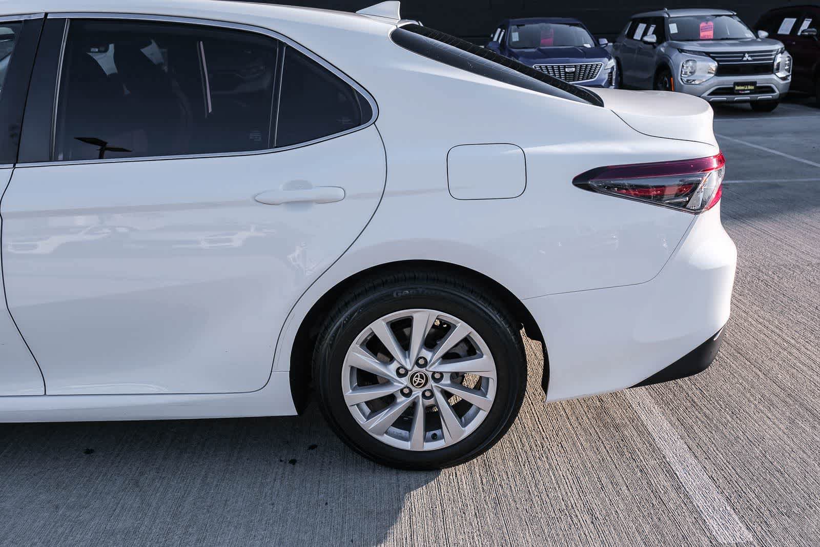 Certified 2021 Toyota Camry LE FWD image 8