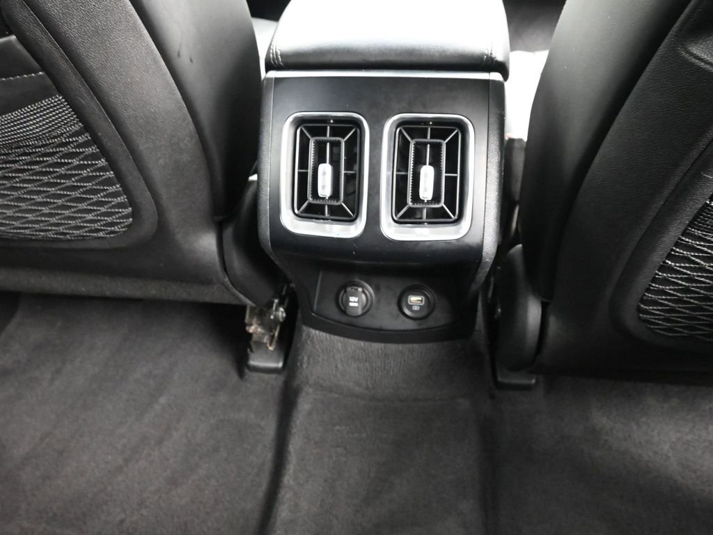 Used 2023 Kia Sorento S w/ Panoramic Sunroof Package image 12