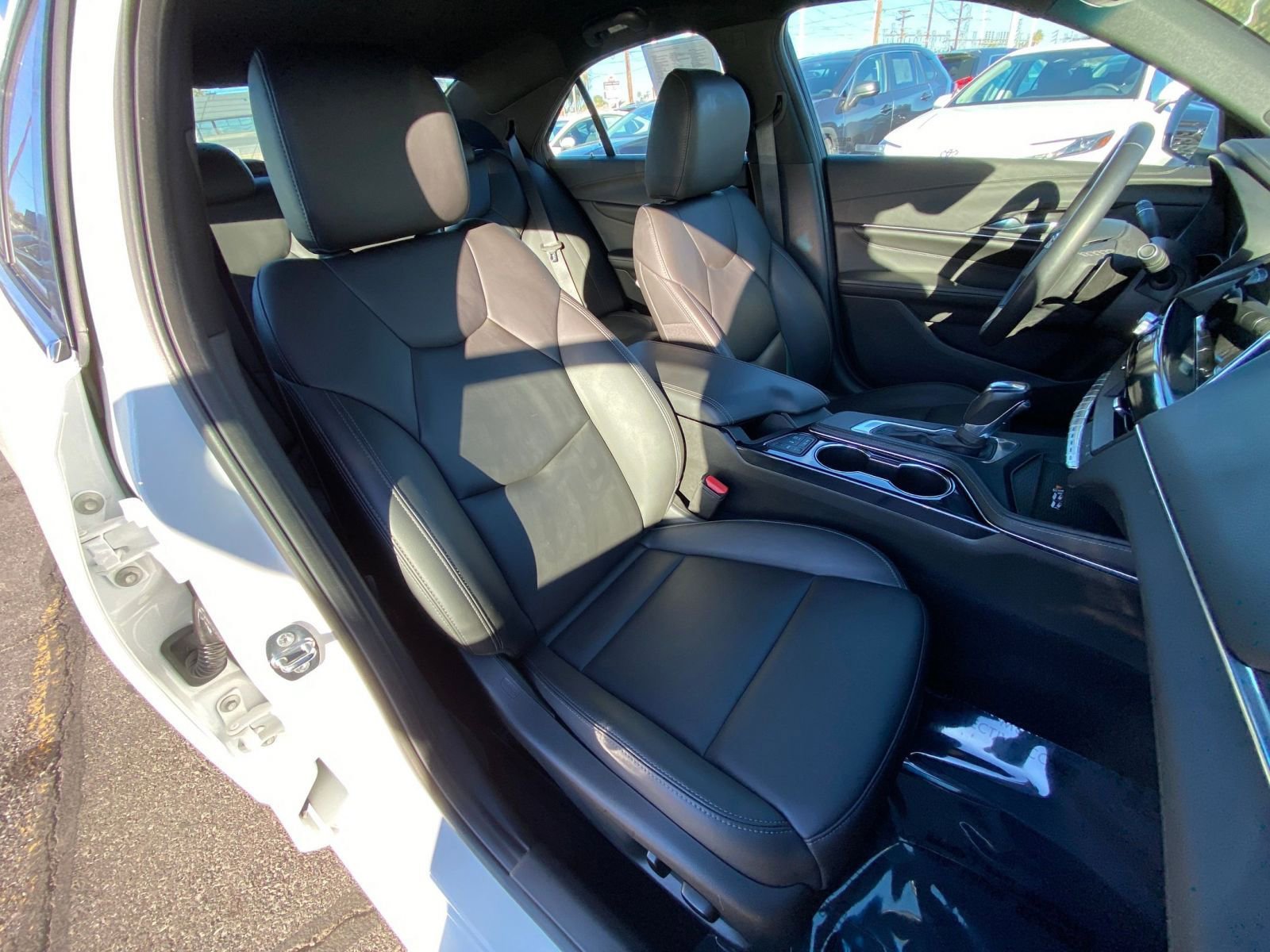 Used 2024 Cadillac CT4 Luxury image 36