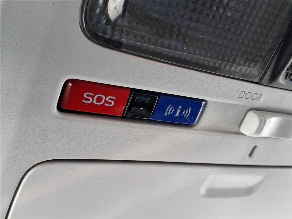 Used 2018 Subaru Forester 2.5i Premium w/ All-Weather Package image 21