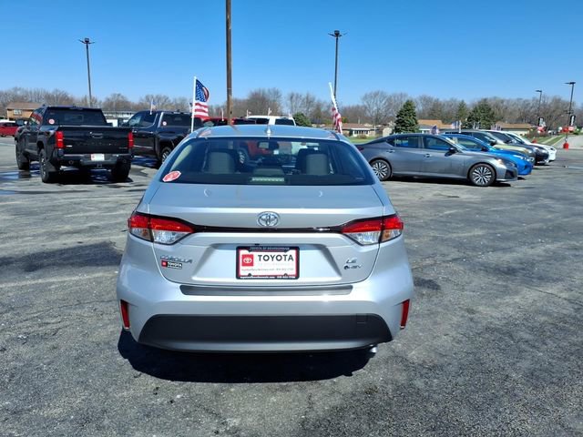New 2026 Toyota Corolla LE w/ LE Premium Package image 4