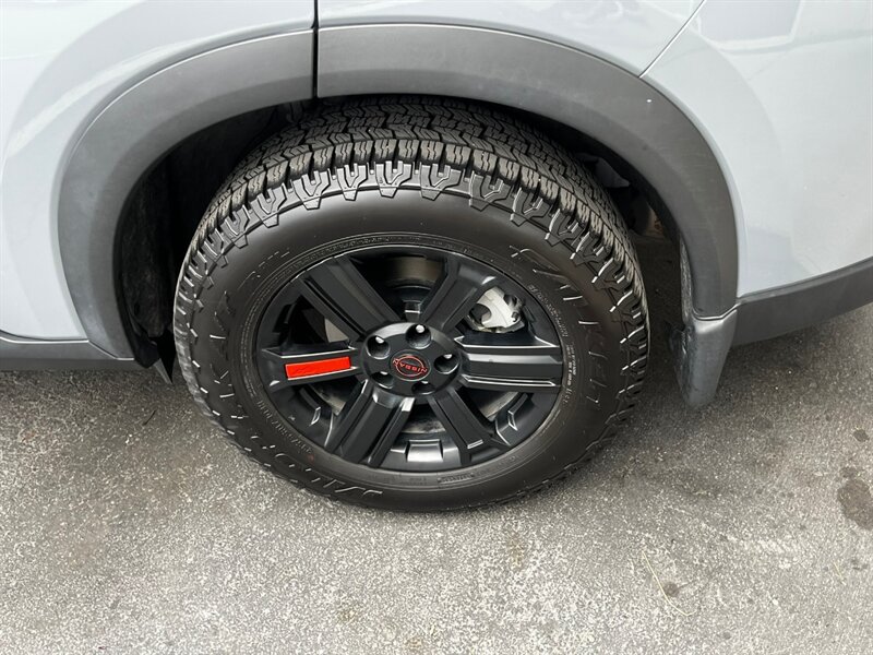 Used 2026 Nissan Rogue SV AWD/4WD image 13