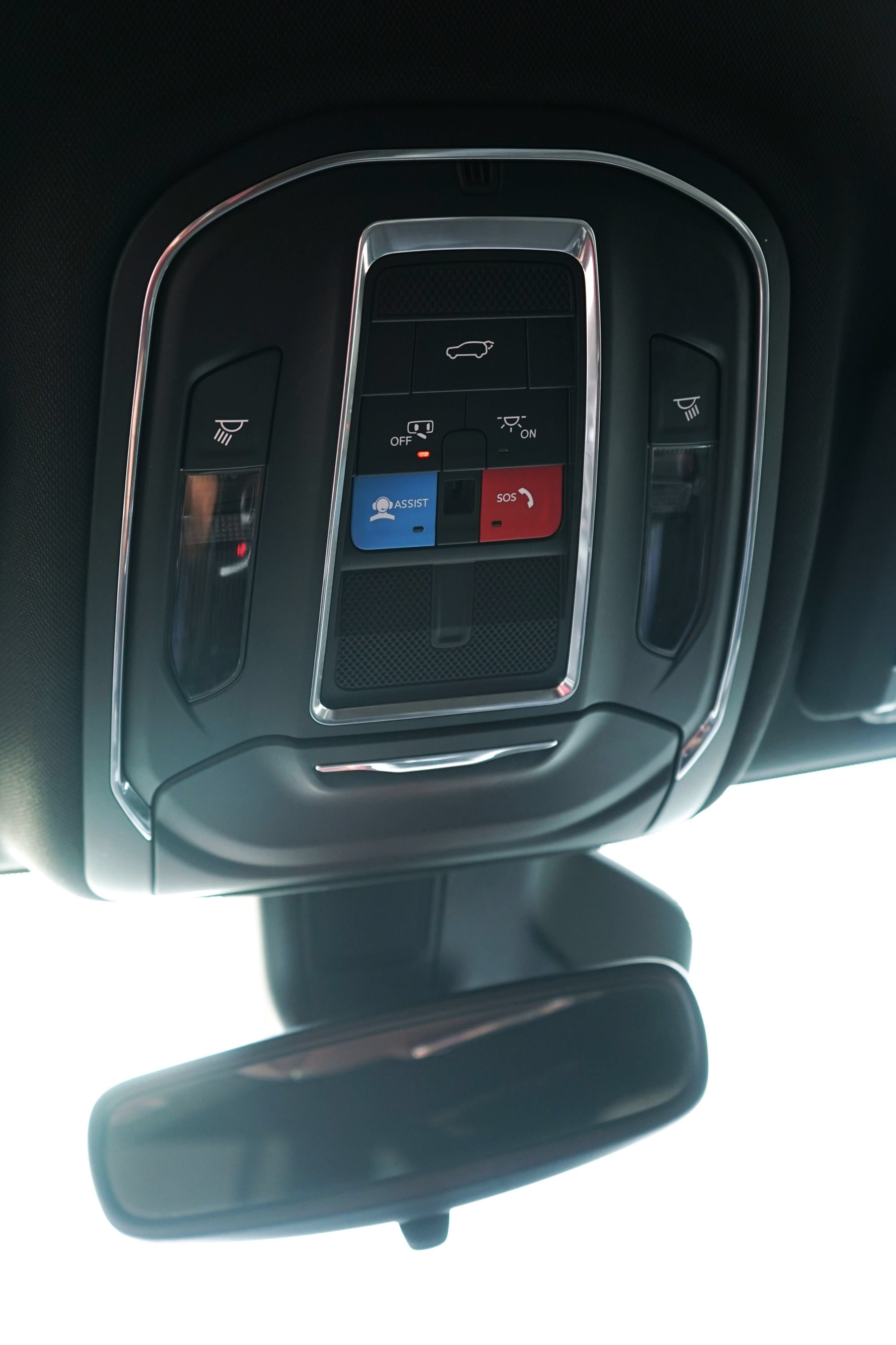 Used 2023 Jeep Grand Cherokee Altitude AWD/4WD image 20