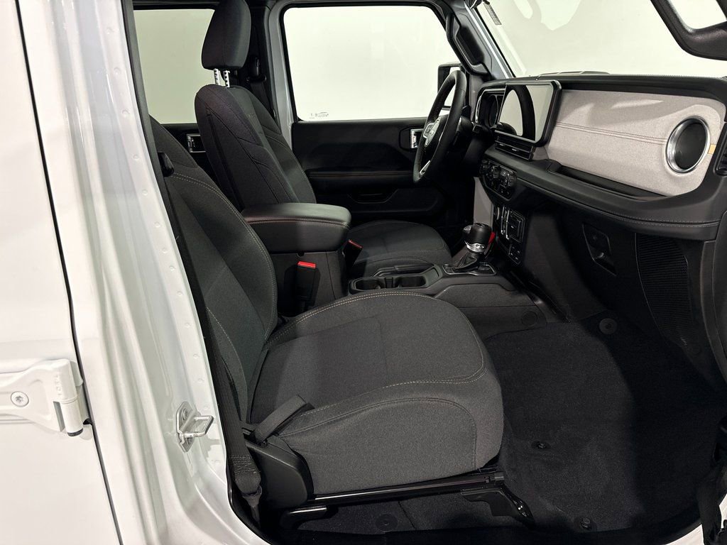 Used 2024 Jeep Wrangler Sahara 4xe image 19