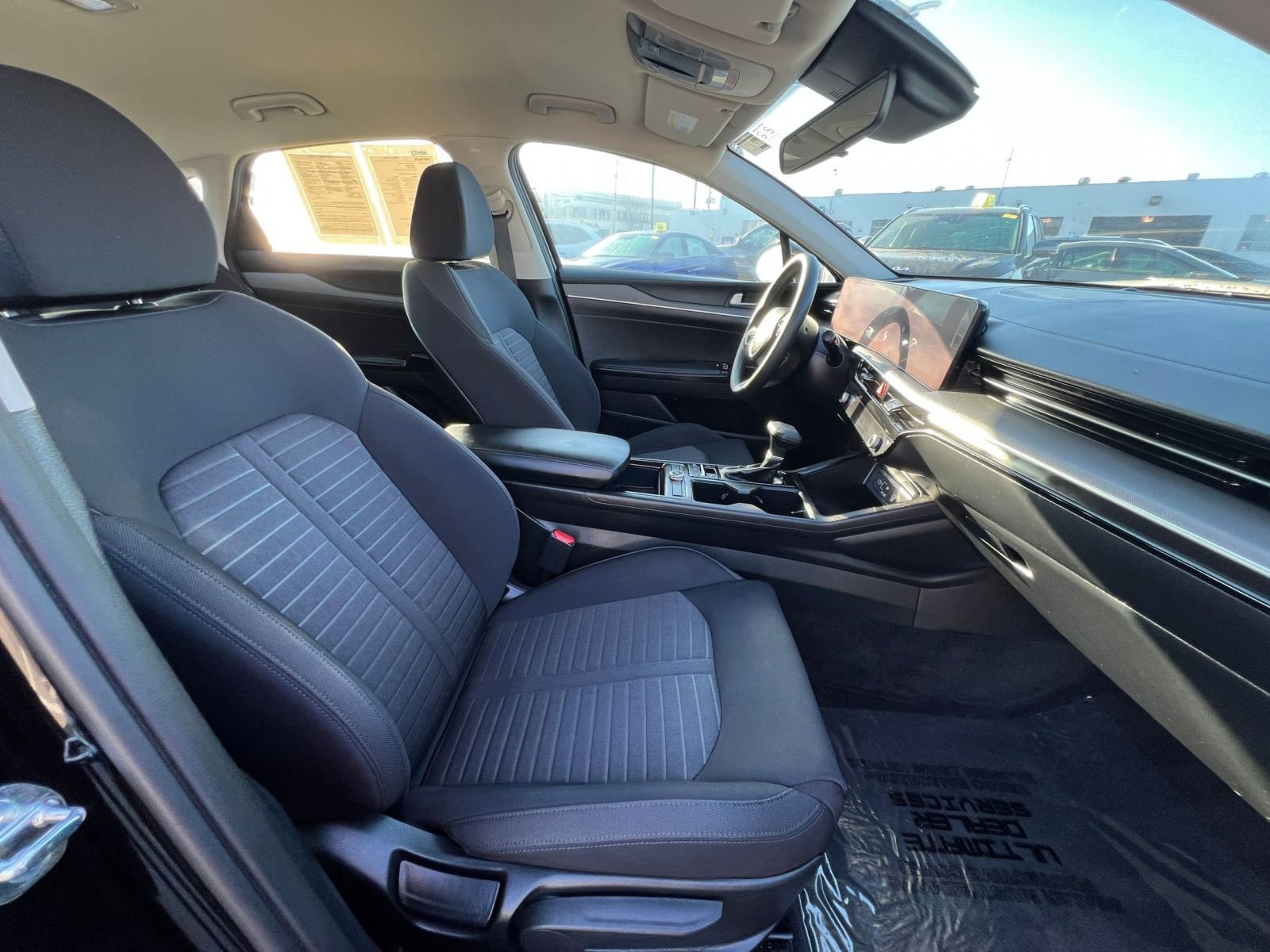 Used 2025 Kia K5 LXS image 41