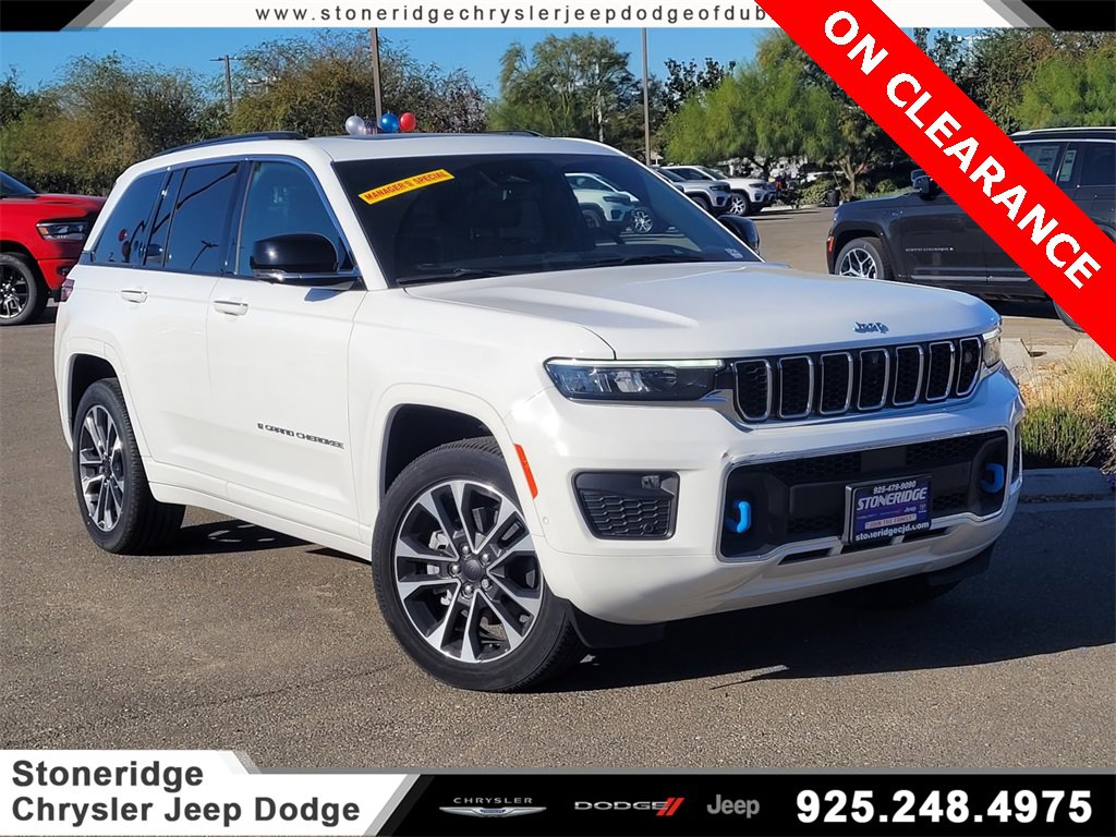 New 2023 Jeep Grand Cherokee Overland w/ Advanced Protech Group III