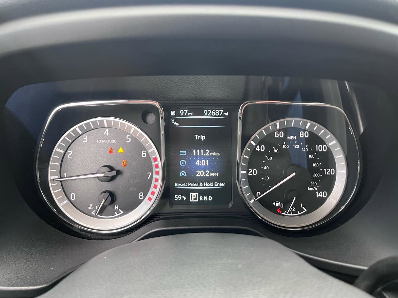 Used 2017 Nissan Titan SL image 29