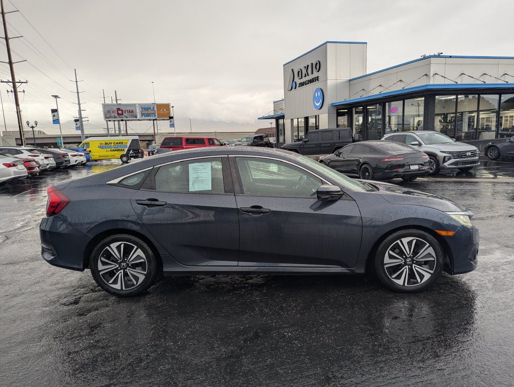 Used 2016 Honda Civic EX-T image 2