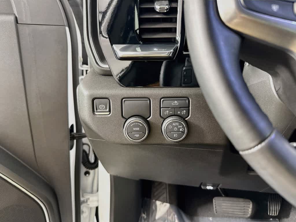 Used 2025 Chevrolet Silverado 1500 RST w/ All Star Edition Plus RWD image 11
