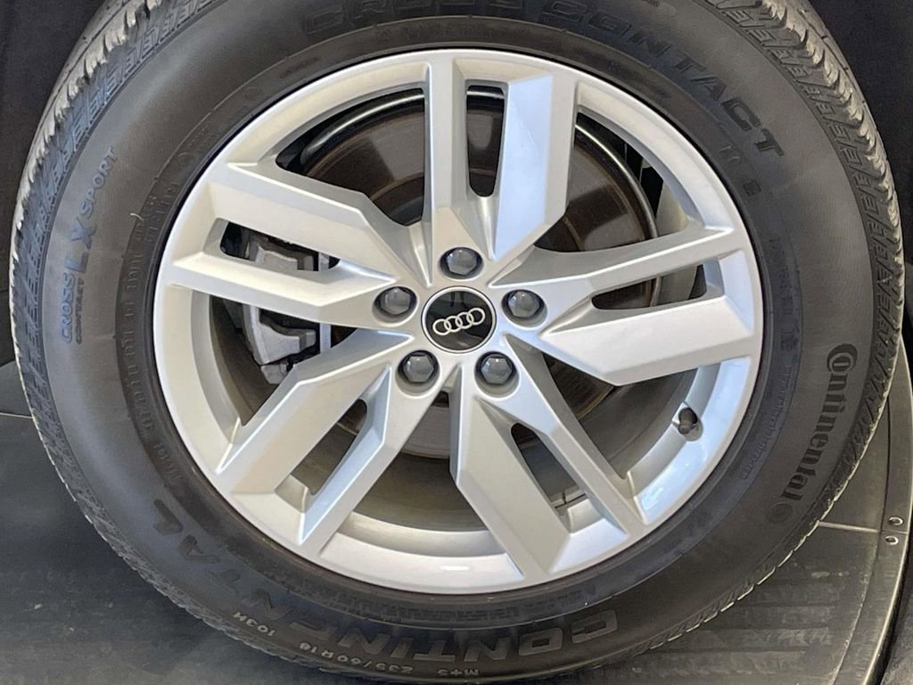 Used 2022 Audi Q5 2.0T Premium image 12