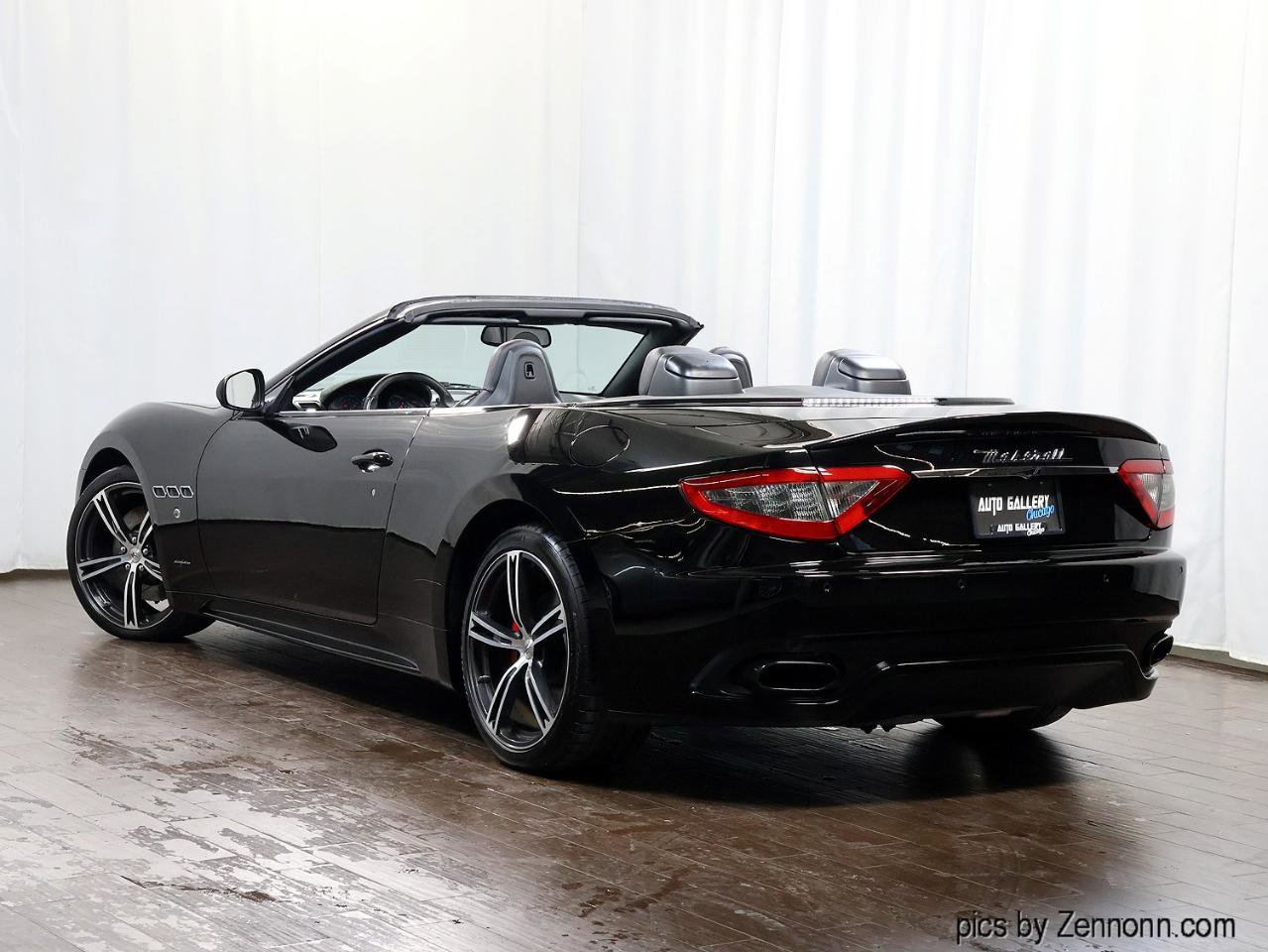 Used 2015 Maserati GranTurismo Sport RWD image 9