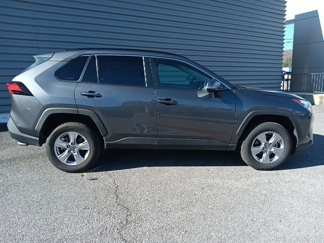 Used 2024 Toyota RAV4 XLE image 2