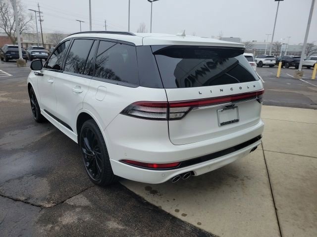 Certified 2024 Lincoln Aviator Black Label w/ Jet Package image 17