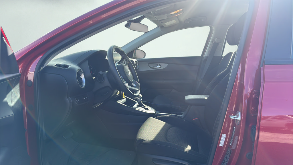 Used 2019 Kia Forte LXS FWD image 13