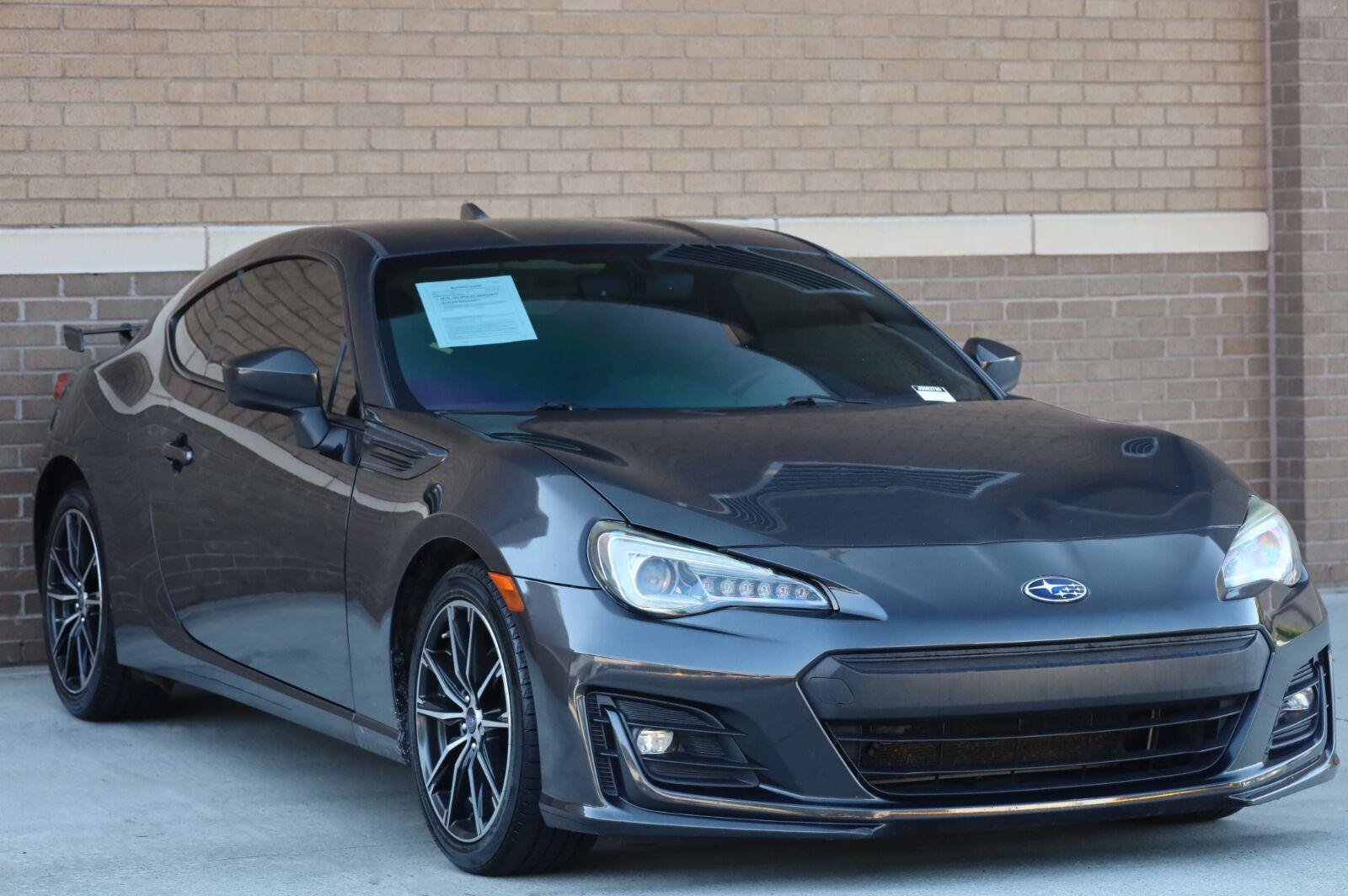 Used 2018 Subaru BRZ Limited w/ Popular Package #2 RWD image 5