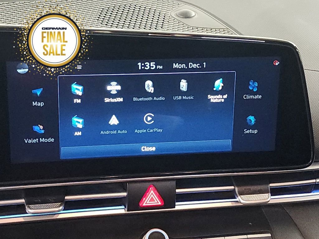 Used 2023 Hyundai Elantra Limited w/ Preferred Accessory Package image 21