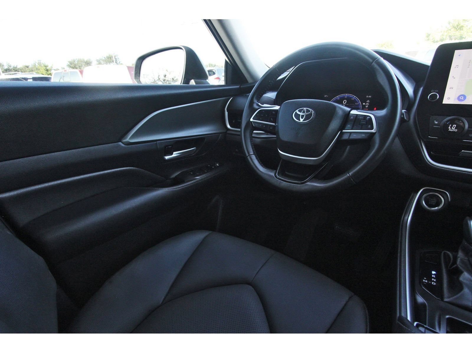 Used 2024 Toyota Grand Highlander AWD image 11