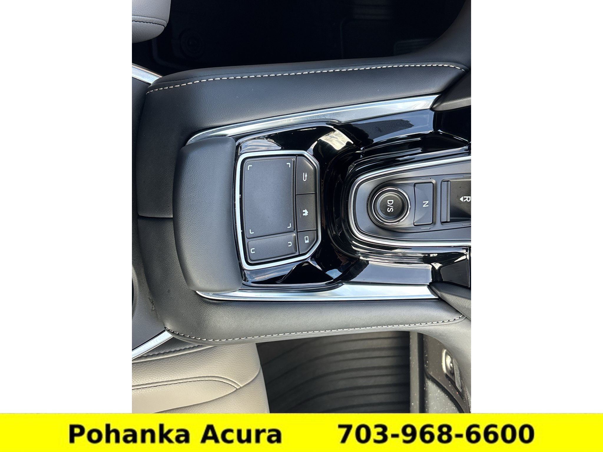 Used 2025 Acura RDX SH-AWD image 15