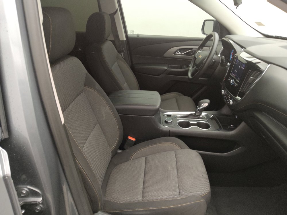 Used 2021 Chevrolet Traverse LS FWD image 21
