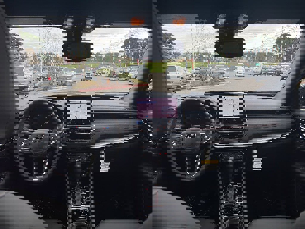 New 2026 Jeep Compass Trailhawk w/ Sun, Sound & Navigation Group image 21