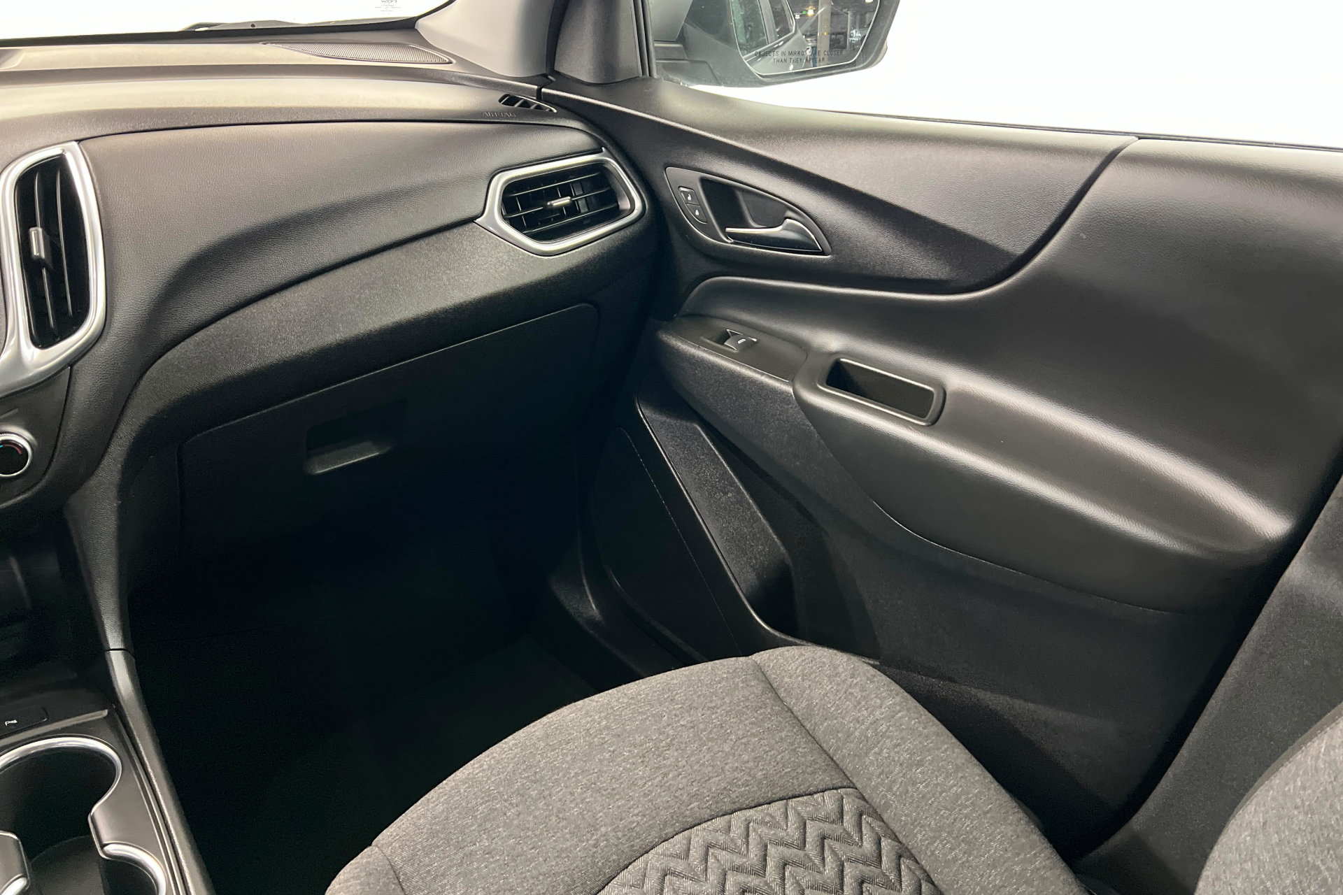 Used 2024 Chevrolet Equinox LT AWD/4WD image 10