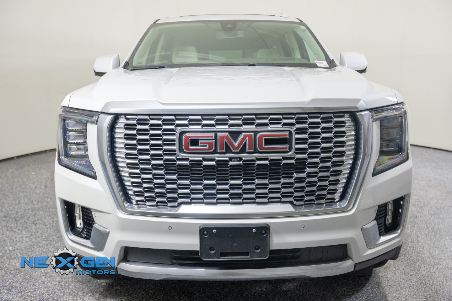 Used 2022 GMC Yukon XL Denali AWD/4WD image 49