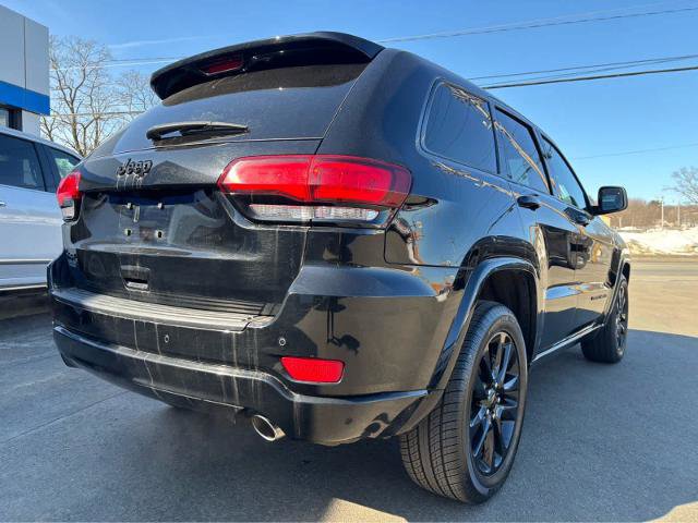 Used 2019 Jeep Grand Cherokee Altitude image 10