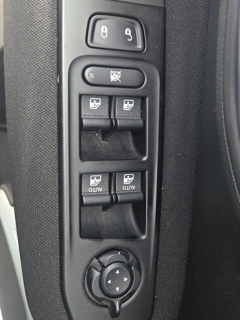 Used 2021 Jeep Renegade Latitude w/ Convenience Group AWD/4WD image 20