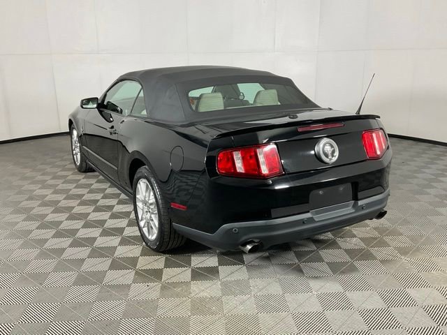 Used 2012 Ford Mustang Premium image 4