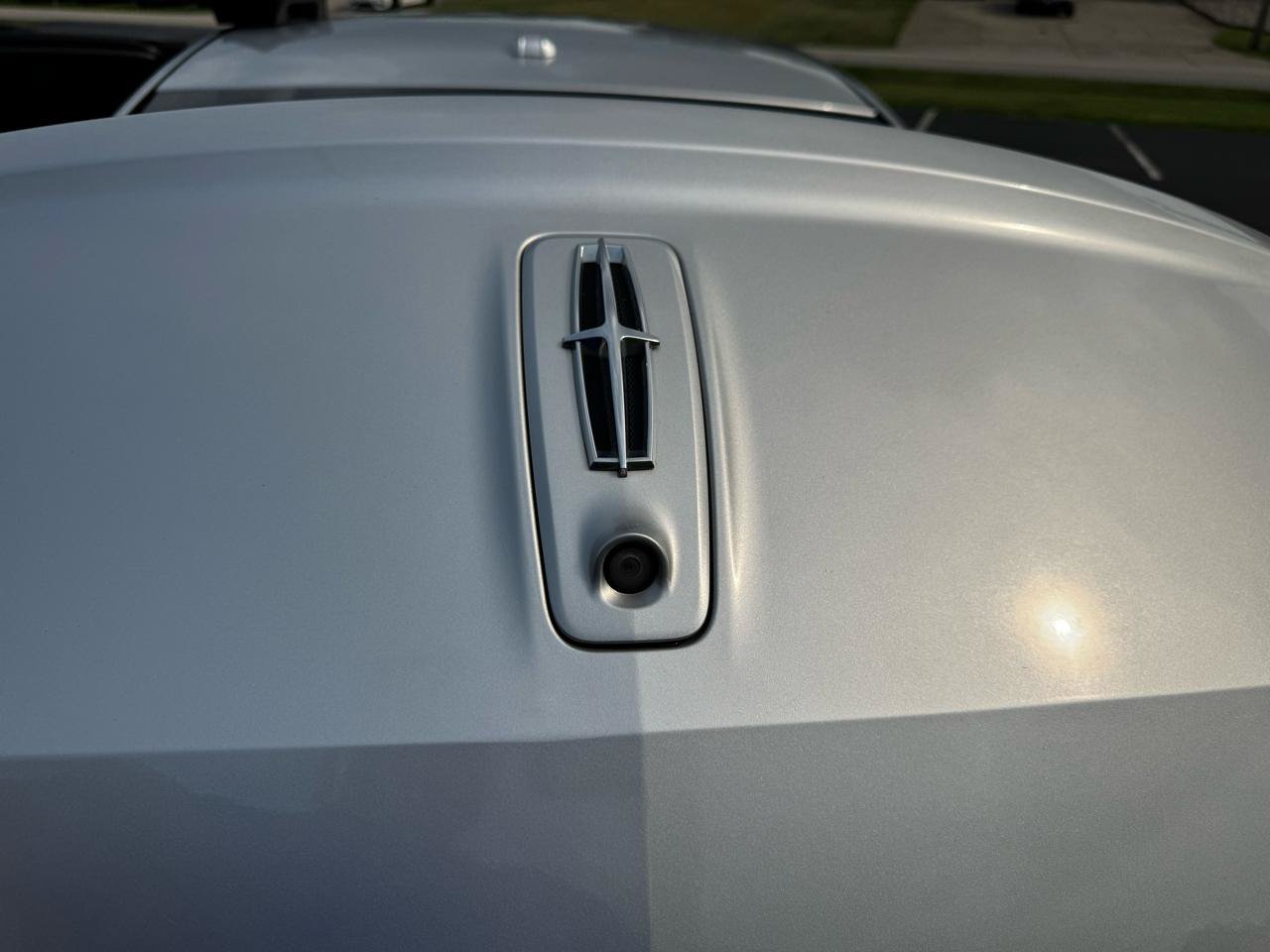 Used 2014 Lincoln MKS FWD image 22