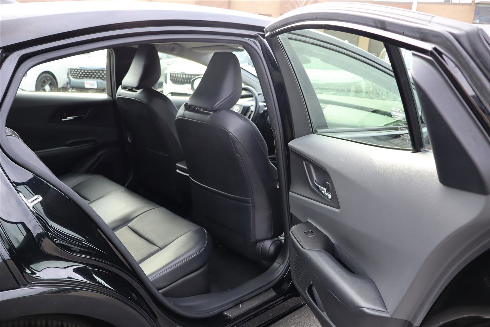 Used 2023 Toyota Prius XLE image 29