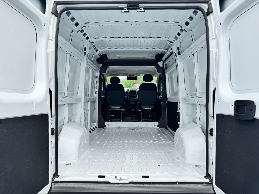 New 2026 RAM ProMaster 2500 w/ Upfitter's Prep Package FWD image 14