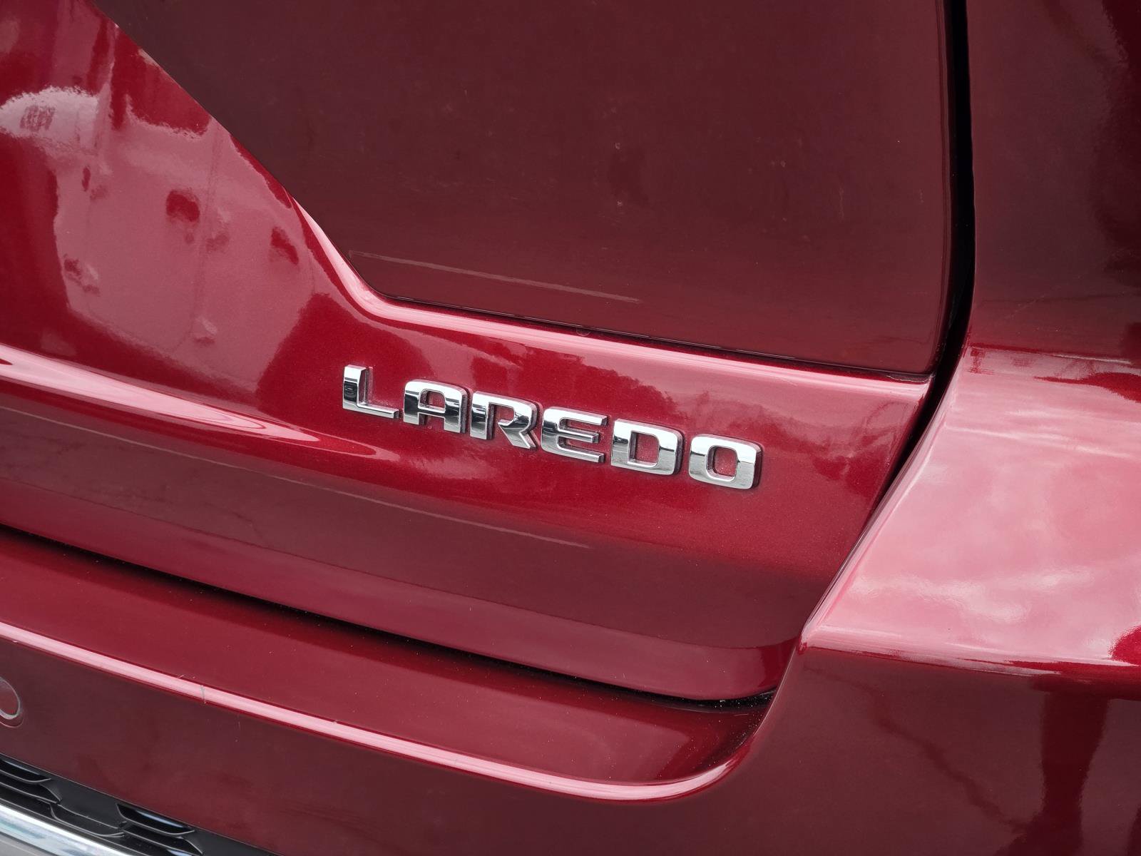 Used 2023 Jeep Grand Cherokee Laredo RWD image 34