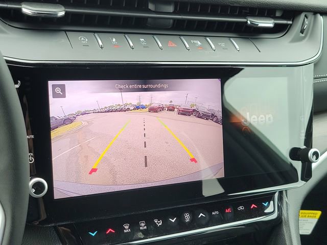 Used 2026 Jeep Grand Cherokee Limited image 21