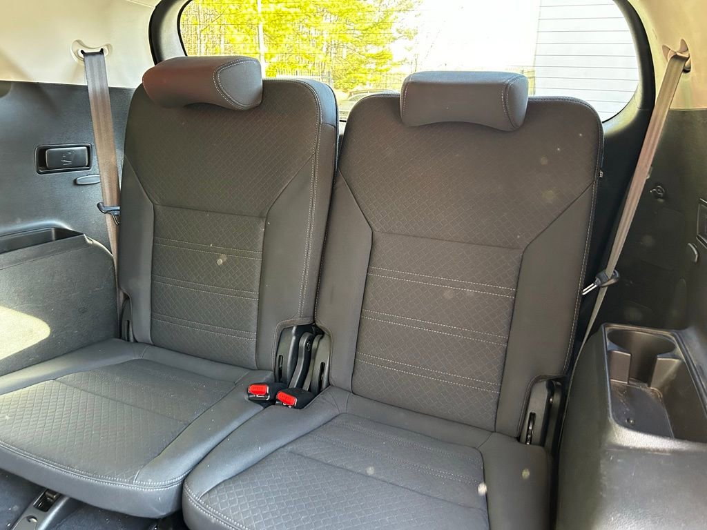 Used 2020 Kia Sorento LX image 11