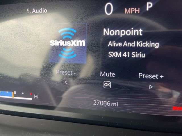 Used 2024 Jeep Grand Cherokee Limited image 19