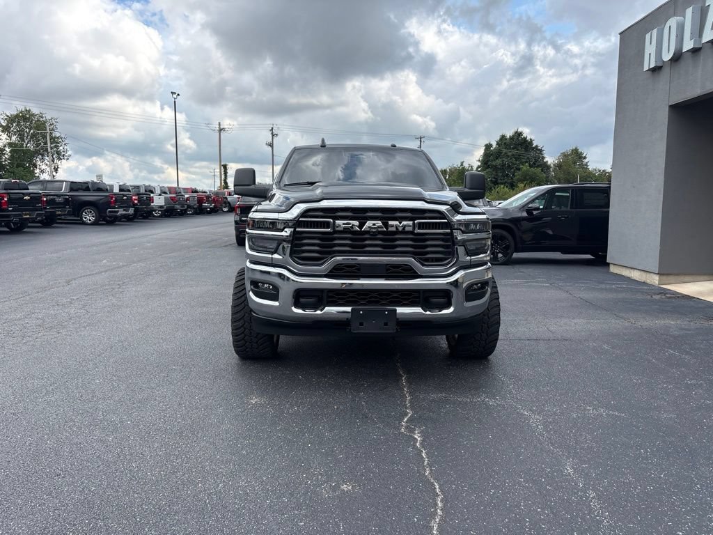 Used 2025 RAM 3500 Tradesman w/ Chrome Appearance Group AWD/4WD image 3