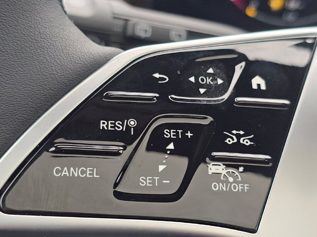 New 2026 Mercedes-Benz GLB 250 4MATIC image 36