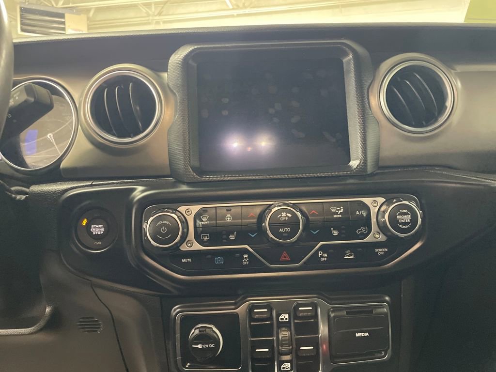 Used 2021 Jeep Wrangler Unlimited Rubicon 4xe w/ Cold Weather Group image 22