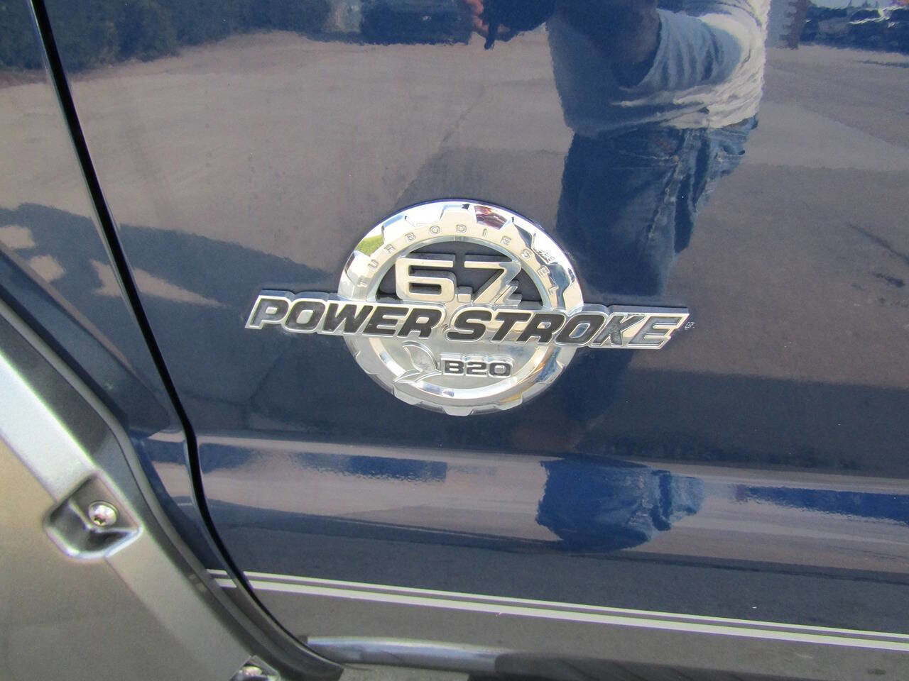 Used 2011 Ford F250 Lariat w/ Lariat Interior Pkg image 10