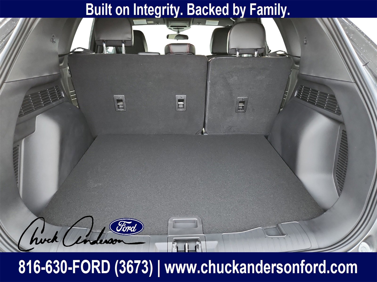 New 2026 Ford Escape ST-Line Select w/ Equipment Group 401A image 27