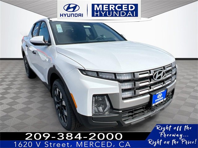 New 2025 Hyundai Santa Cruz SE image 1