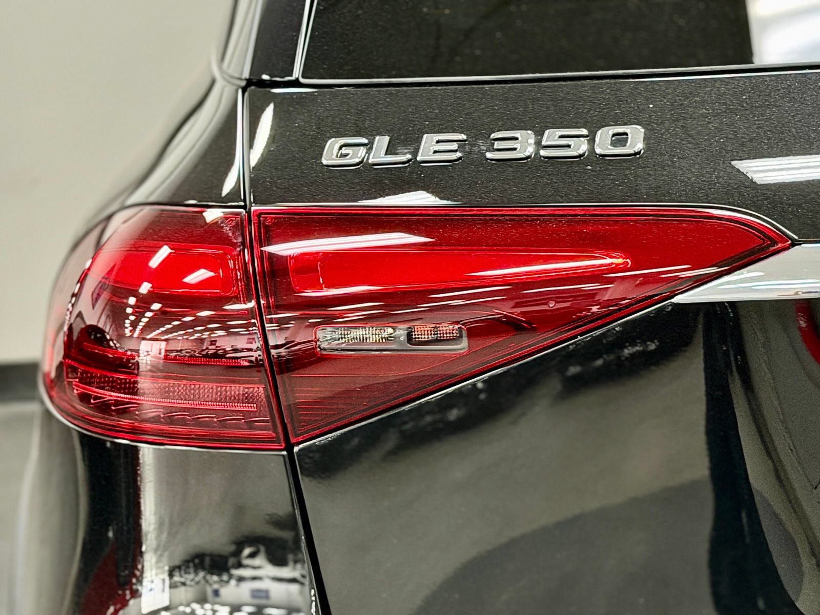 Used 2026 Mercedes-Benz GLE 350 4MATIC image 13