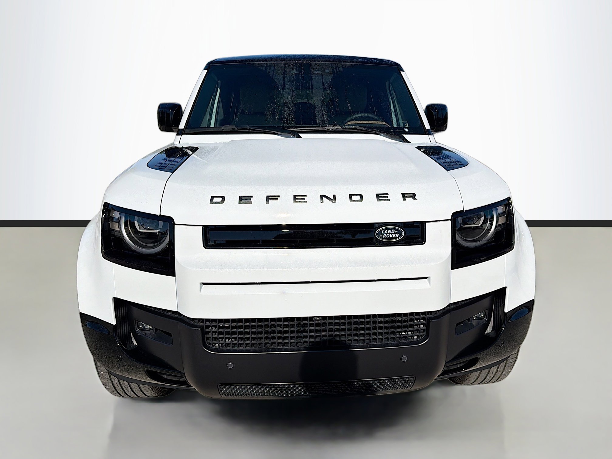 New 2026 Land Rover Defender 110 X-Dynamic SE image 8