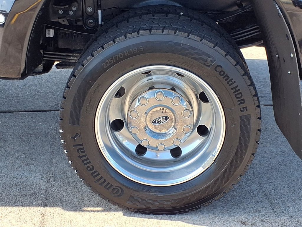 Used 2026 Ford F450 Platinum w/ Platinum Plus Package AWD/4WD image 32