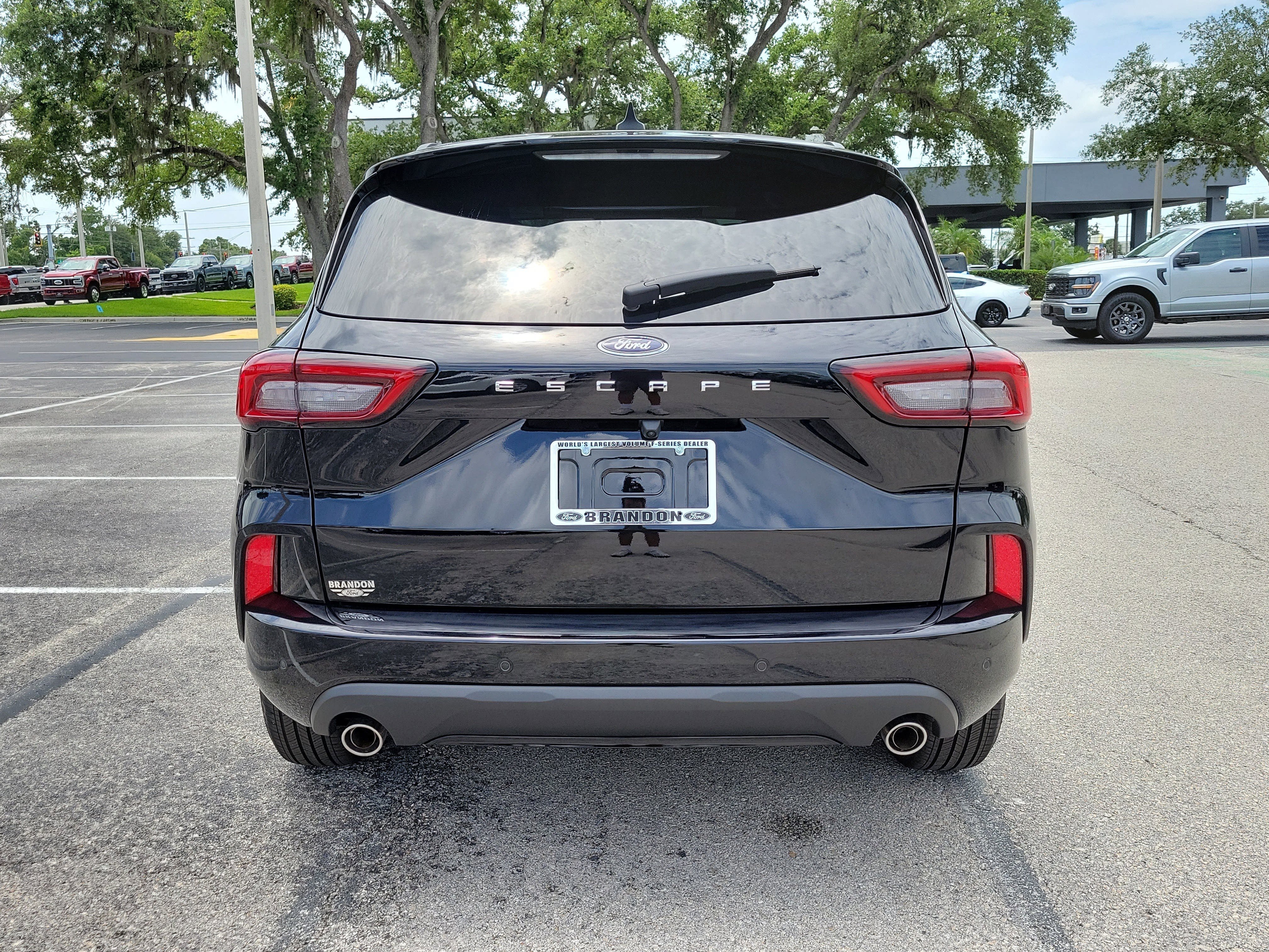 Certified 2024 Ford Escape ST-Line w/ Tech Pack #1 FWD image 8