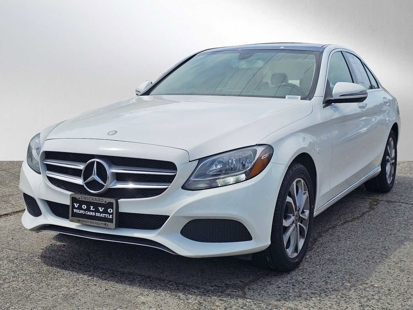 Used 2017 Mercedes-Benz C 300 4MATIC Sedan image 7