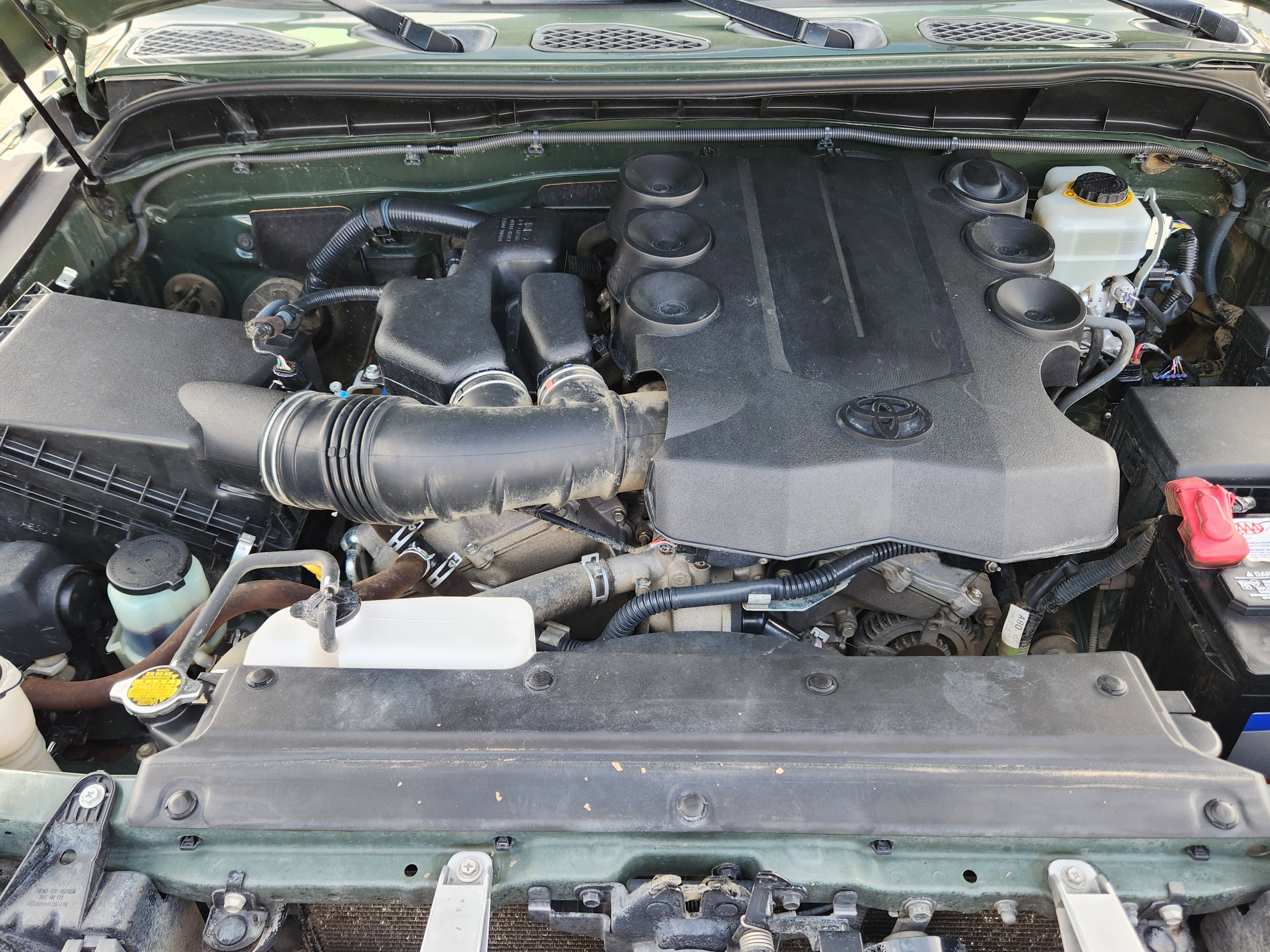 Used 2014 Toyota FJ Cruiser 4WD w/ Upgrade Package image 21